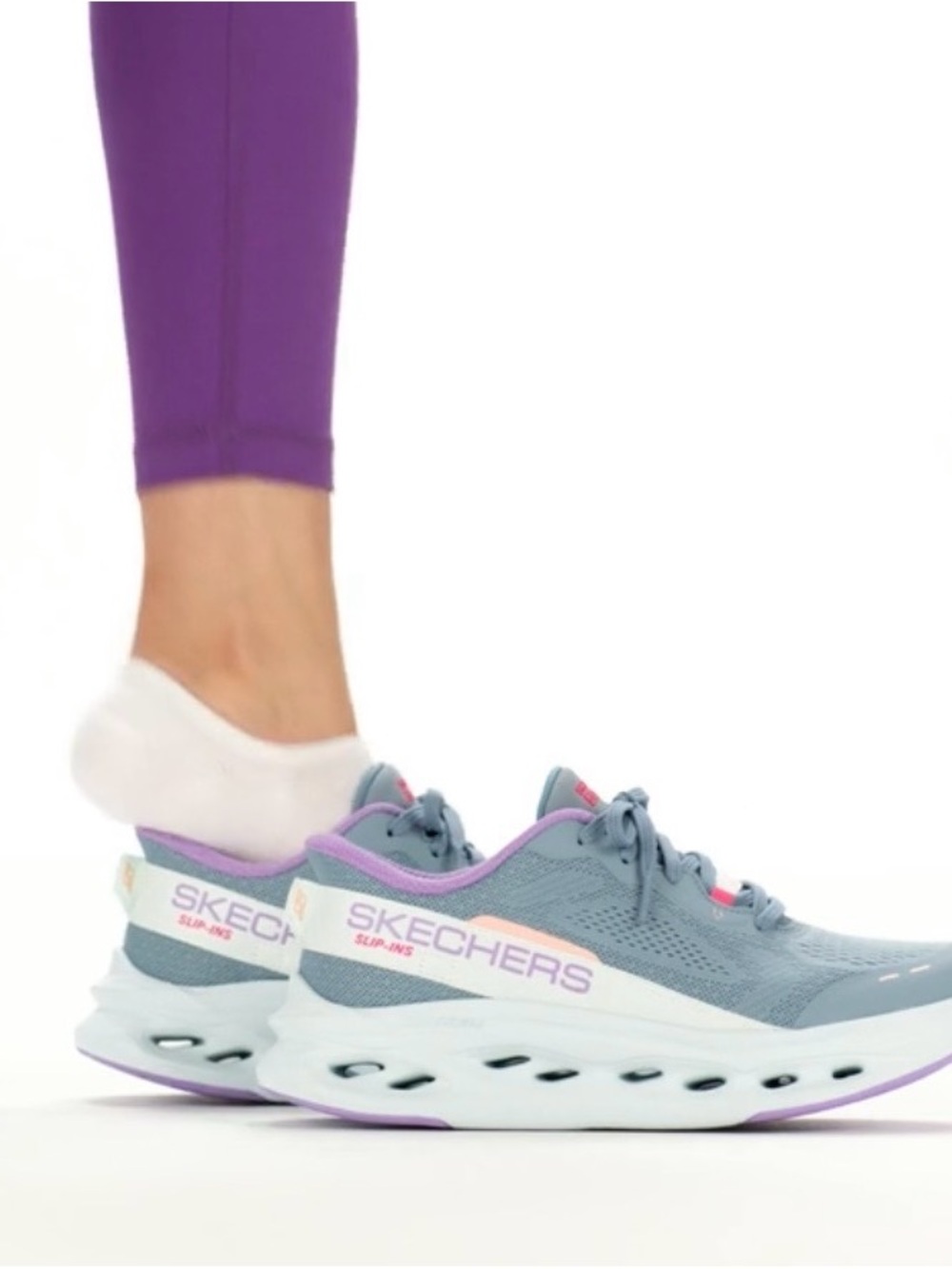NWT Skechers Women's Gray & Pink Max Cushioning Glide-Step Slip-Ins Size 8 - Picture 6 of 10